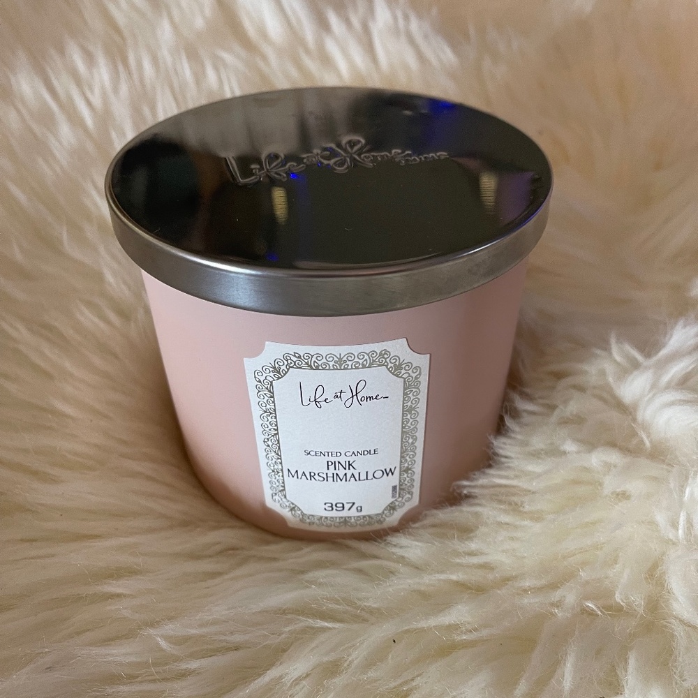 Life at Home pink marshmallow candle